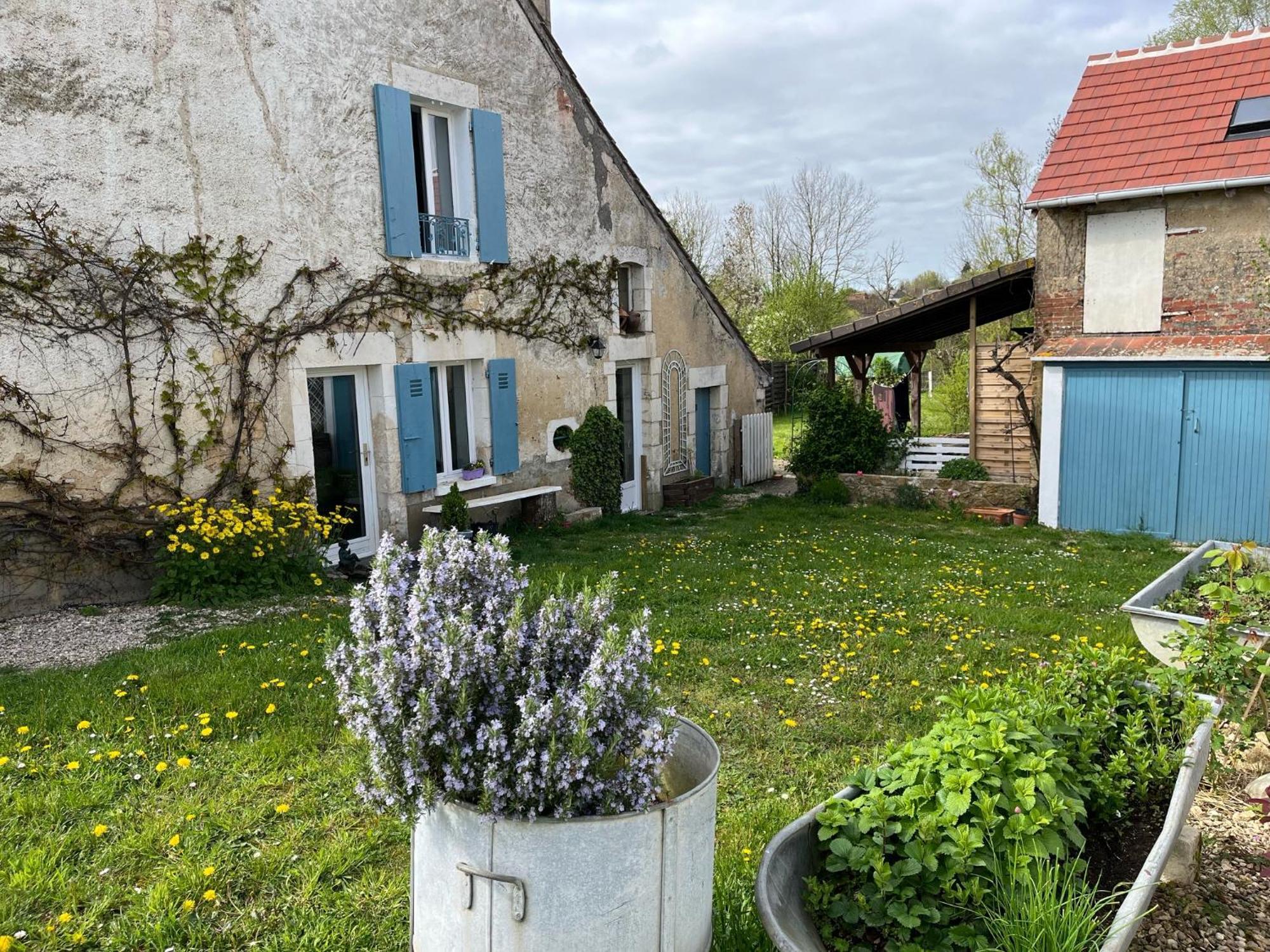 La Maison De Tina Leugny Exteriér fotografie
